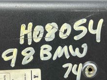 Load image into Gallery viewer, CD CHANGER BMW 740i 750i 1993 93 1994 94 95 96 97 98 - NW136667