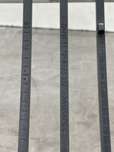 Load image into Gallery viewer, Grille BMW 740I 1998 - NW98259