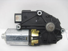 Load image into Gallery viewer, ROOF MOTOR Nissan Murano 2004 04 - 840161