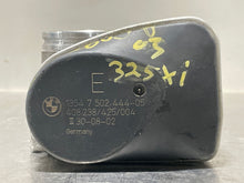 Load image into Gallery viewer, THROTTLE BODY BMW 320I 325I 525I X3 Z3 Z4 01 02 03 - 06 - NW177759