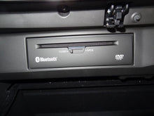 Load image into Gallery viewer, INFO-GPS SCREEN Infiniti M35 M45 2007 07 - NW105197