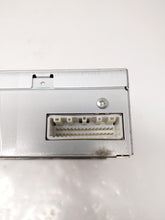Load image into Gallery viewer, INFO-GPS SCREEN Infiniti M35 M45 2007 07 - NW105197