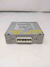 Load image into Gallery viewer, REAR VIEW CAMERA CONTROL MODULE COMPUTER M35 M45 2006 06 2007 07 - NW31526