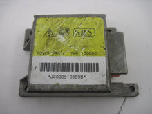 Load image into Gallery viewer, AIR BAG COMPUTER Discovery 1999 99 2000 00 2001 01 02 - 843897