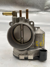 Load image into Gallery viewer, THROTTLE BODY AUDI A4 A6 PASSAT 2000 00 01 02 03 - 05 - NW177713