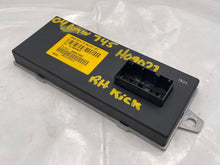 Load image into Gallery viewer, SUSPENSION CONTROL MODULE COMPUTER 745i 745li 750i 750il B7 04-07 - NW30197