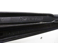 Load image into Gallery viewer, WINDSHIELD WIPER ARM Subaru Legacy 2008 08 - 856640