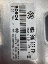 Load image into Gallery viewer, ECU ECM COMPUTER Golfo Jetta 2002 02 Auto - NW62766