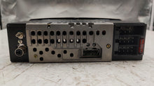 Load image into Gallery viewer, RADIO C230 C240 C32 C320 CLK320 CLK430 CLK500 CLK55 2001-2004 - NW138501