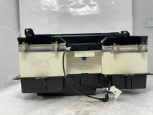 Load image into Gallery viewer, Speedometer Cluster LINCOLN CONTINENTAL 2001 - NW159125