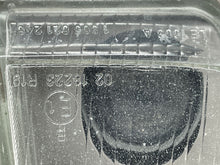 Load image into Gallery viewer, Park Lamp Light MERCEDES 500 1993 - NW83282