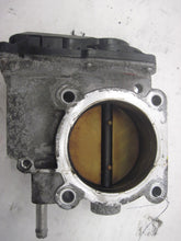 Load image into Gallery viewer, THROTTLE BODY Tundra Tacoma 4 Runner 2003 03 2004 04 2005 05 06 07 08 - 11 - 859390
