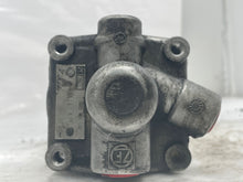 Load image into Gallery viewer, Power Steering Pump BMW 735I 1988 - NW163183
