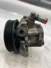 Load image into Gallery viewer, POWER STEERING PUMP 530i 525i 2006 06 - NW163138