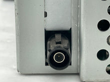 Load image into Gallery viewer, Radio Jaguar XJ8 2004 04 2005 05 2006 06 2007 07 AM FM CD - NW137951