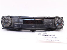 Load image into Gallery viewer, FRONT TEMPERATURE CONTROLS E280 E320 E350 E550 E63 2007 07 - 860751