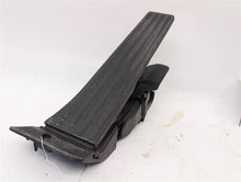 Load image into Gallery viewer, ELECTRONIC PEDAL ASSEMBLY BMW 128i 135i 2013 13 - 862429