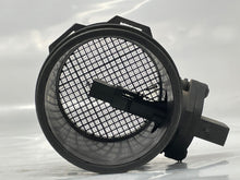 Load image into Gallery viewer, Mass Air Flow Sensor Meter MAF 540i 740i 740il X5 Z8 99-03 - NW4873