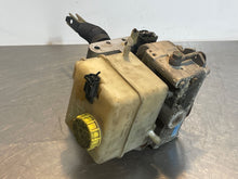 Load image into Gallery viewer, ABS PUMP Range Rover 1999 99 2000 00 01 02 - NW2335