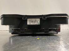 Load image into Gallery viewer, SPEEDOMETER CLUSTER Passat 2002 02 2003 03 - NW162229