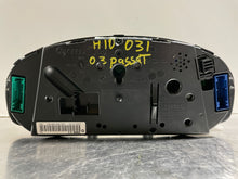 Load image into Gallery viewer, SPEEDOMETER CLUSTER Passat 2002 02 2003 03 - NW162229