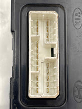 Load image into Gallery viewer, Multifunction computer Kia Sedona 2003 03 2004 04 05 - NW33352