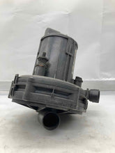 Load image into Gallery viewer, AIR INJECTION PUMP SMOG BMW X5 2000 00 01 02 03 4.4L 4.6L - NW8091