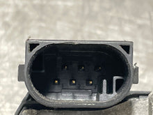 Load image into Gallery viewer, THROTTLE BODY CLK430 CLK500 ML500 SL55 01 - 06 - NW178411