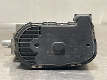 Load image into Gallery viewer, THROTTLE BODY CLK430 CLK500 ML500 SL55 01 - 06 - NW178411