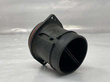 Load image into Gallery viewer, Mass Air Flow Sensor Meter MAF Azera Entourage Genesis Santa Fe 06-12 - NW5057