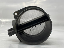 Load image into Gallery viewer, Mass Air Flow Sensor Meter MAF Azera Entourage Genesis Santa Fe 06-12 - NW5057