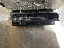 Load image into Gallery viewer, ABS PUMP Hyundia Sonata 2006 06 2007 07 - NW1467