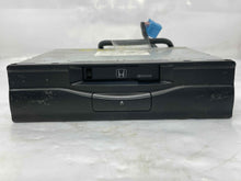 Load image into Gallery viewer, CASSETTE PLAYER ACCORD CIVIC PRELUDE 1998 - 04 - NW137501