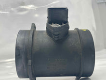 Load image into Gallery viewer, Mass Air Flow Sensor Meter MAF 540i 740i 740il X5 Z8 99-03 - NW4838