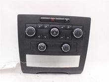 Load image into Gallery viewer, FRONT TEMPERATURE CONTROLS Routan 2009 09 2010 10 2011 11 - 880560