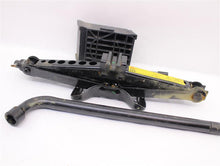 Load image into Gallery viewer, JACK AND TOOLS Jaguar XF 2009 09 - 880615