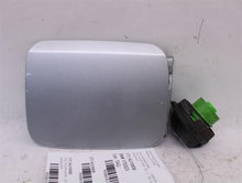 Load image into Gallery viewer, Fuel Filler Door Audi A4 2006 06 - 881631