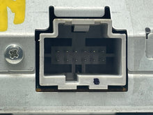 Load image into Gallery viewer, Radio Lincoln MKS 2009 - NW135219