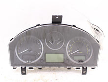 Load image into Gallery viewer, SPEEDOMETER CLUSTER LR2 2008 08 2009 09 2010 10 3.2L - 890551