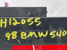 Load image into Gallery viewer, CD CHANGER BMW 850i 328i 840i 318i 1996 96 1997 97 98 - NW136508