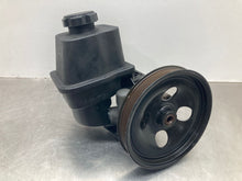 Load image into Gallery viewer, Power Steering Pump GMC Envoy 2005 - NW162742