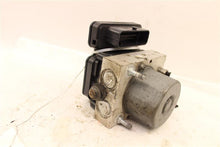 Load image into Gallery viewer, ABS ANTI-LOCK BRAKE PUMP Town & Country Caravan Ram Van 2013 - 896413