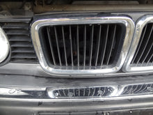 Load image into Gallery viewer, GRILL BMW 740i 750i 1988 88 1989 89 1990 90 91 92 93 94 - NW98257