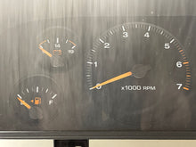 Load image into Gallery viewer, SPEEDOMETER CLUSTER Grand Cherokee 2002 02 2003 03 2004 04 - NW159027