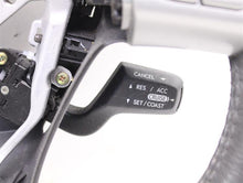 Load image into Gallery viewer, STEERING WHEEL Subaru Tribeca 2006 06 - 904121