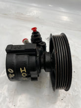 Load image into Gallery viewer, POWER STEERING PUMP SAAB 9-3 2000 00 2001 01 2002 02 03 - NW164021