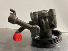 Load image into Gallery viewer, POWER STEERING PUMP NISSAN QUEST 2004 - NW163404