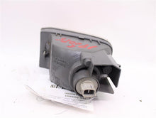 Load image into Gallery viewer, TURN SIGNAL LIGHT LAMP Toyota Rav4 01 02 03 Bumper Mounted Right - 909540