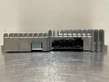 Load image into Gallery viewer, AMPLIFIER Mazda Cx-7 2007 07 2008 08 - NW138298