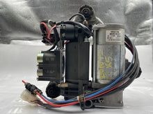Load image into Gallery viewer, SUSPENSION AIR COMPRESSOR PUMP BMW X5 00 01 02 03 04 05 06 - NW8342